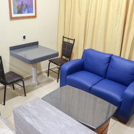 Autohotel Ilussion Córdoba Buitenkant foto