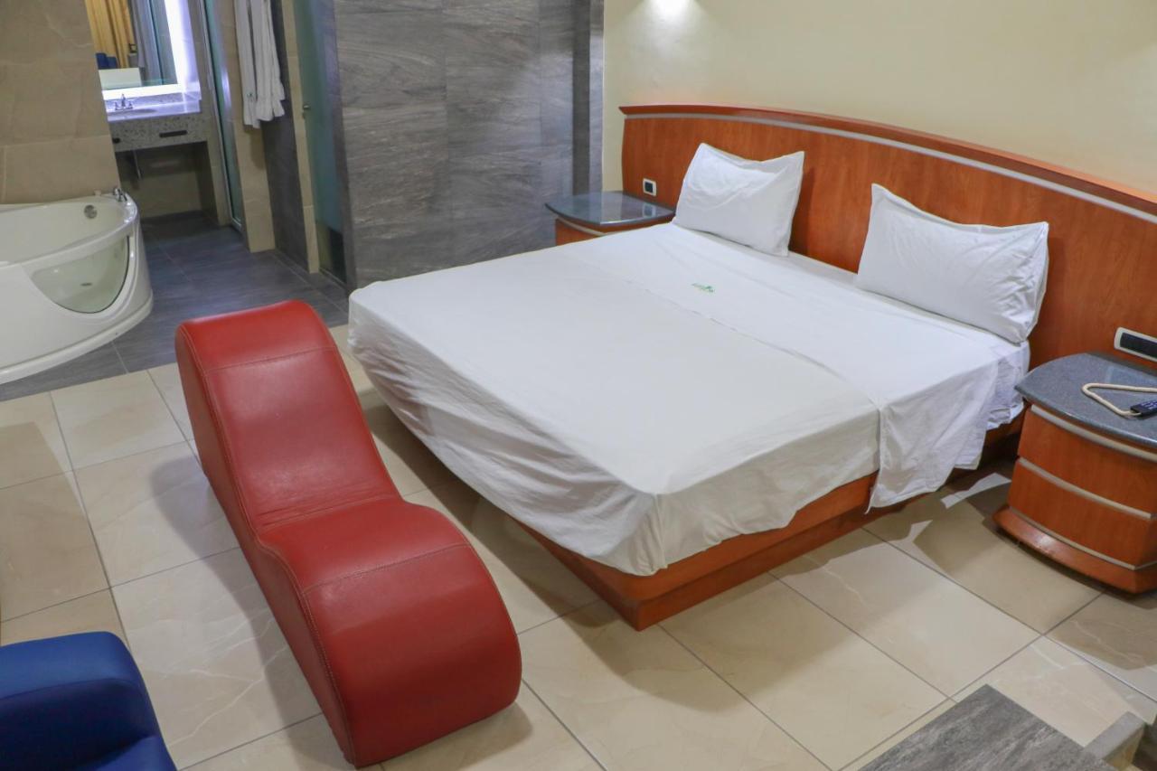 Autohotel Ilussion Córdoba Buitenkant foto