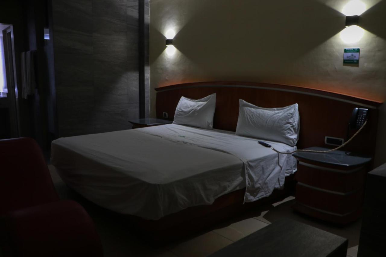 Autohotel Ilussion Córdoba Buitenkant foto