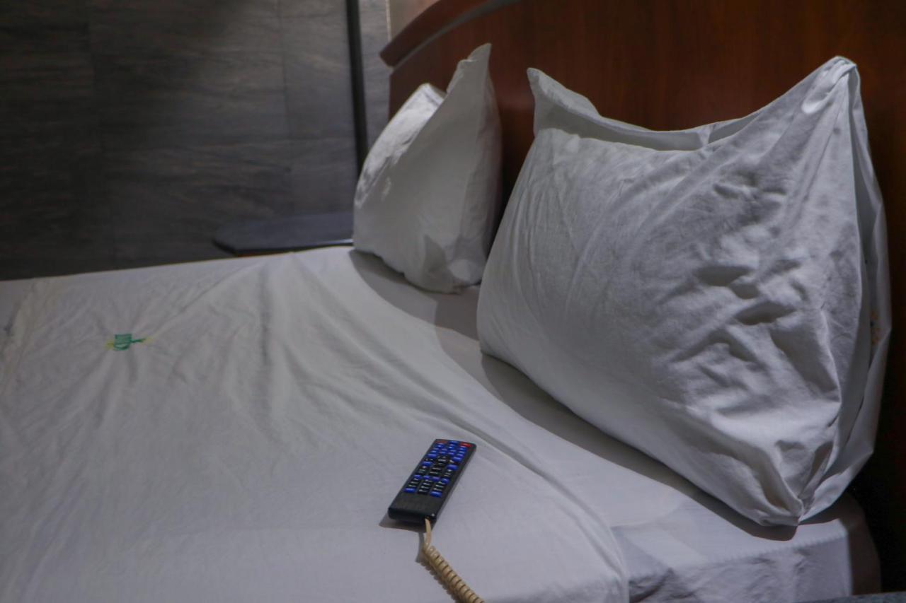 Autohotel Ilussion Córdoba Buitenkant foto