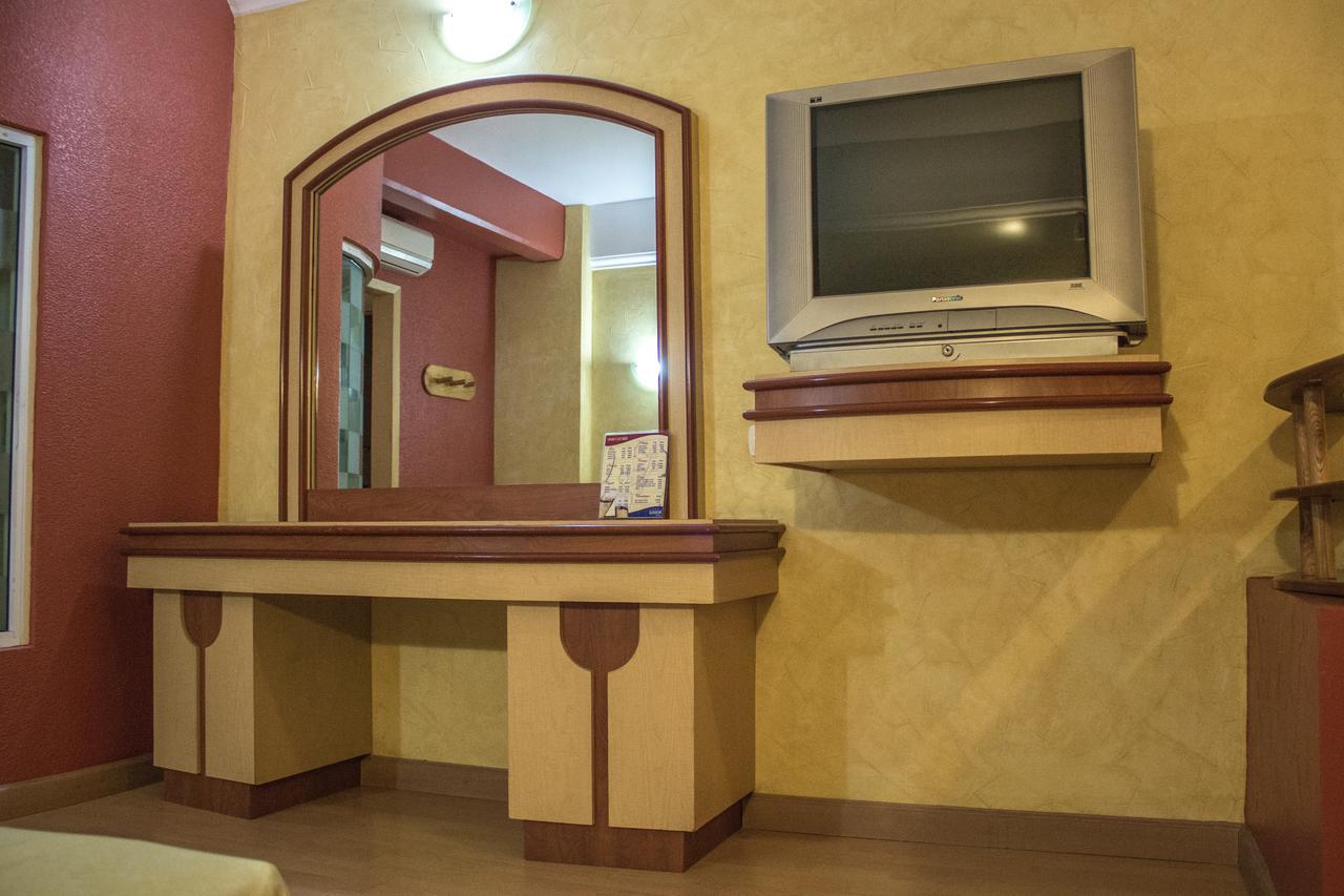 Autohotel Ilussion Córdoba Buitenkant foto