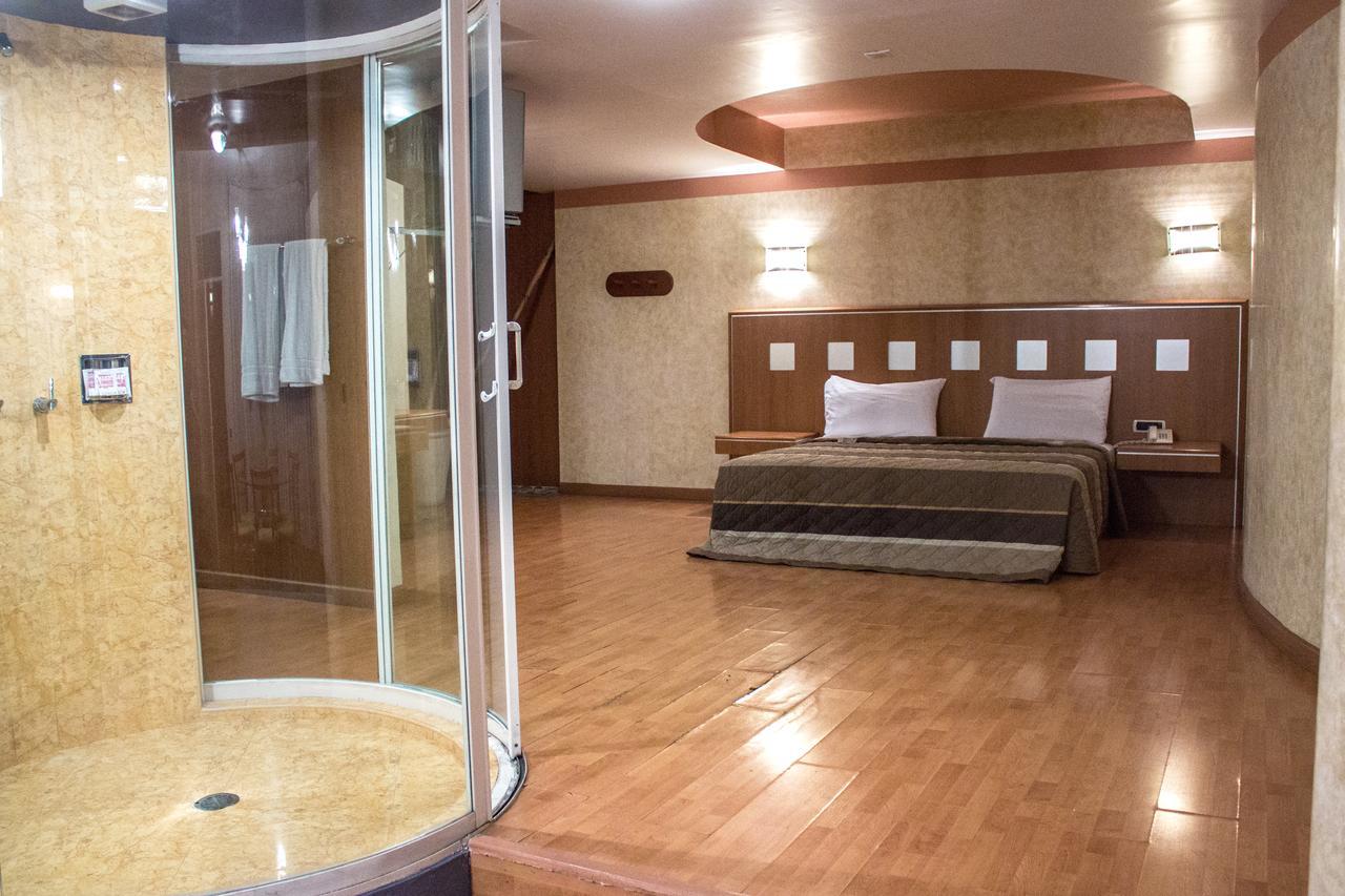 Autohotel Ilussion Córdoba Buitenkant foto